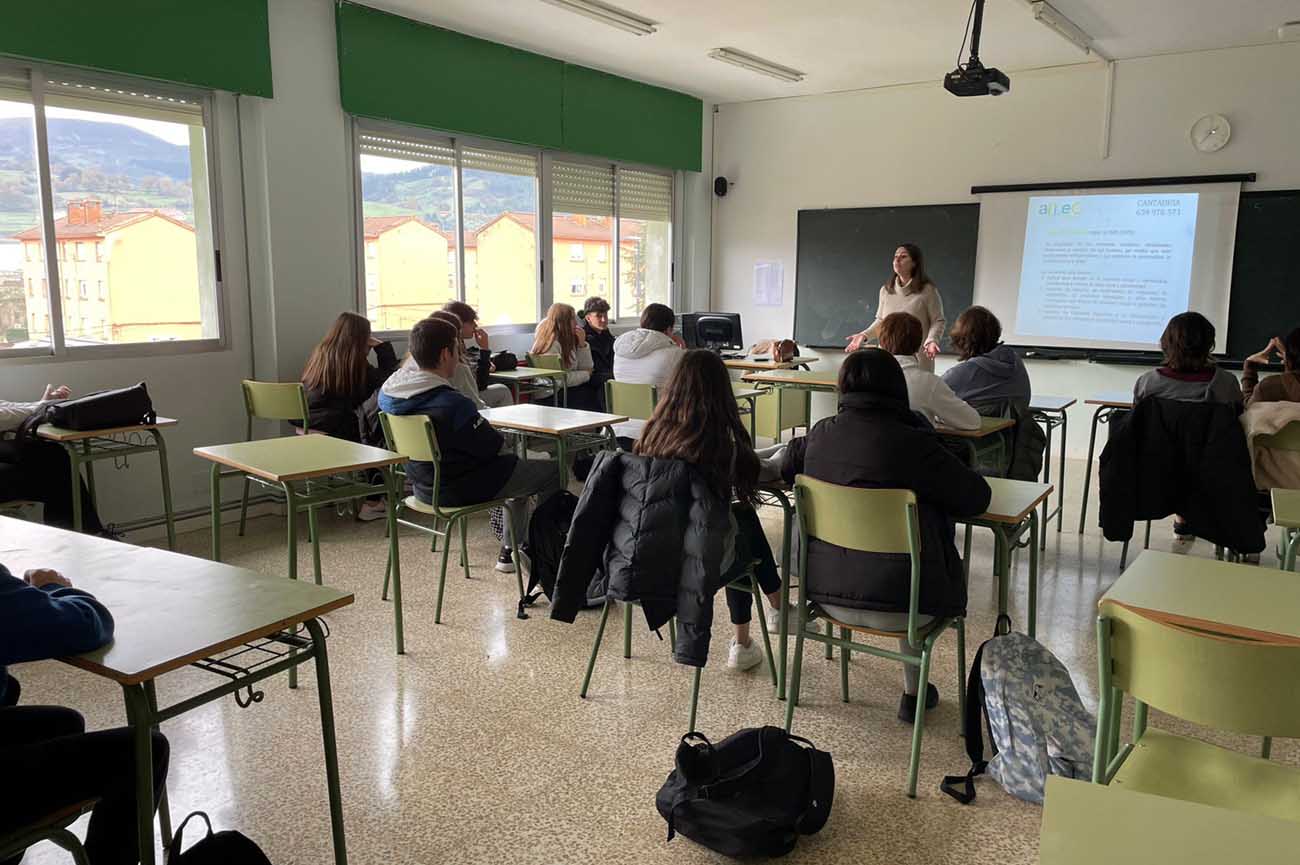 alumnos-talleres-cantabria